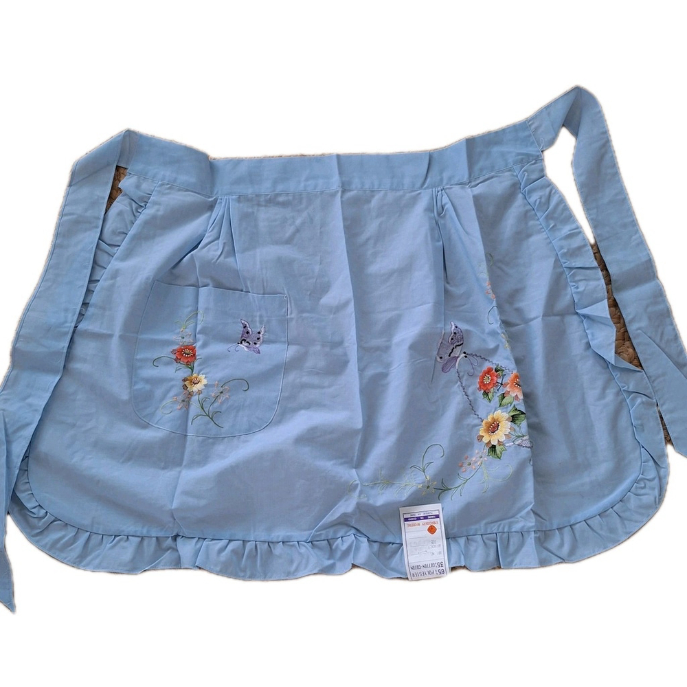 Vintage NOS Embroidery Broderie HALF APRON Flowers Pocket Light Blue Trad Wife